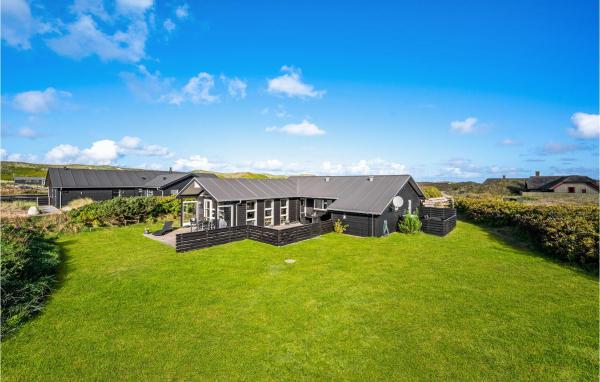 A la foto es mostra l'objecte Holiday Home Mettes Bjerg Hvide Sande Xii situat a la ciutat de Hvide Sande.