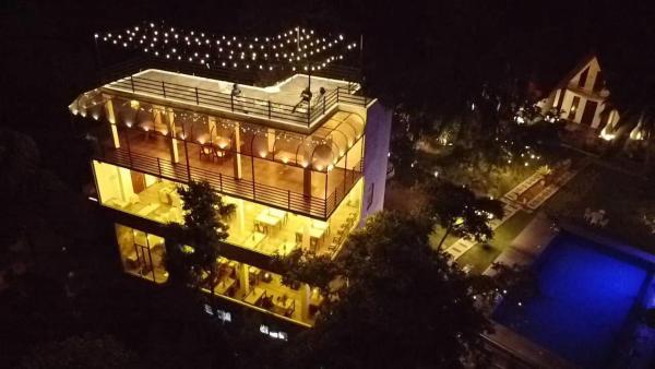 A la foto es mostra l'objecte Mantara situat a la ciutat de Matara.
