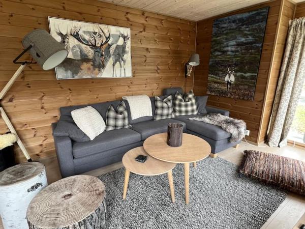 ChaletMons, stor trivelig leilighet i Myrkdalen, Vossestrand