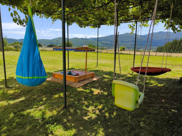 A la foto es mostra l'objecte Holiday Home Sinac 2 situat a la ciutat de Otočac.