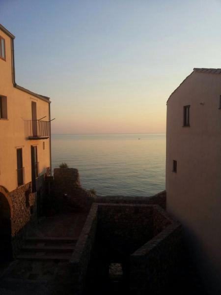 A la foto es mostra l'objecte Casa A' Funtana SEA VIEW situat a la ciutat de Cefalù.