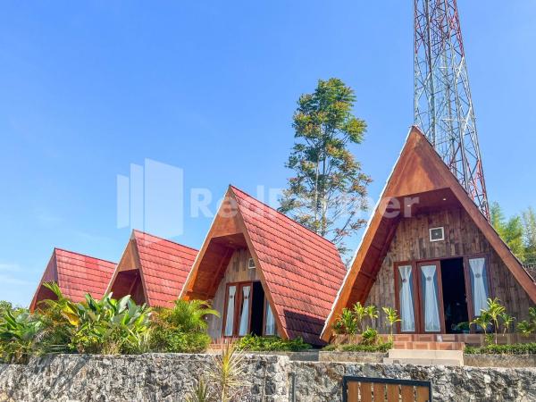A la foto es mostra l'objecte Glamping Pengilon Edupark Mitra RedDoorz situat a la ciutat de Prampelan.