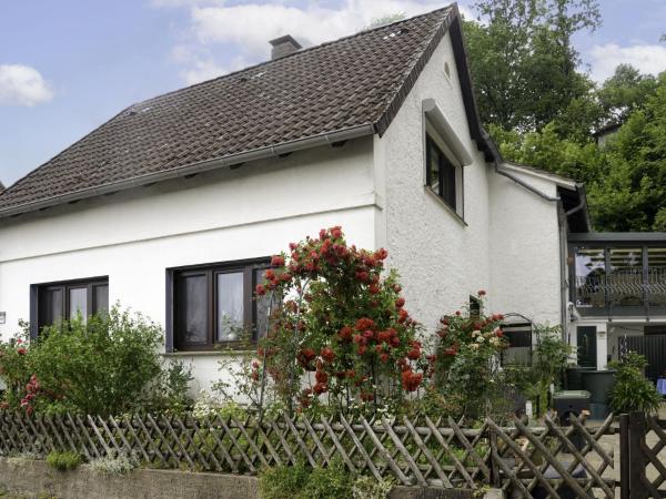 Auf dem Foto ist das Objekt Apartment Am Dohlenberg - Steintisch by Interhome in der Stadt Schwalenberg zu sehen.