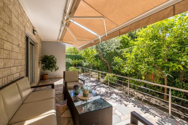 På bildet vises objektet Green Oasis by Bačvice beach, private Parking & Garden - Casa Moro som ligger i byen Split.