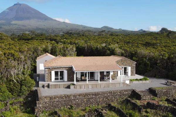 Στη φωτογραφία φαίνεται το αντικείμενο Pérola do Pico που βρίσκεται στην πόλη Bandeiras.