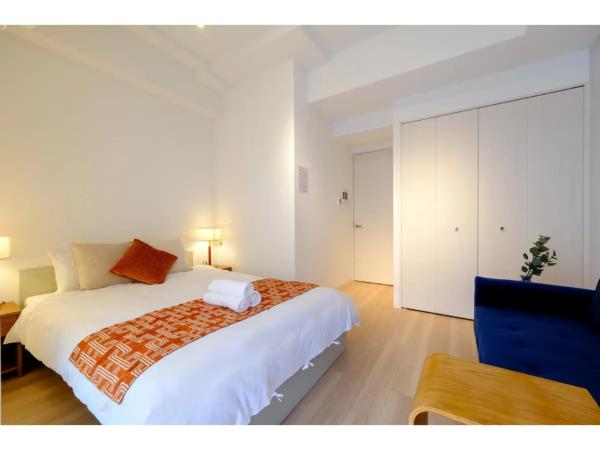 The photo shows the ZOOM Esaka Park - Vacation STAY 17113 located in the city of Suita.