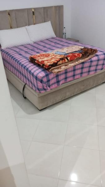 A la foto es mostra l'objecte House family ketama situat a la ciutat de Ketama.