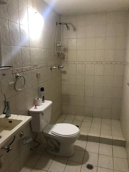 写真にはシダード・グアヤナ市にあるTownhouse 3 habitacionesが写っています。