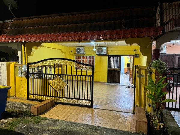 Na fotografii je vidět objekt Nor Rahmah Homestay Banting nacházející se ve městě Banting.