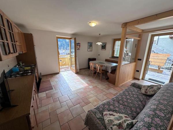 På billedet ses objektet Trilocale Spone a Cogolo, val di Peio beliggende i byen Cogolo.