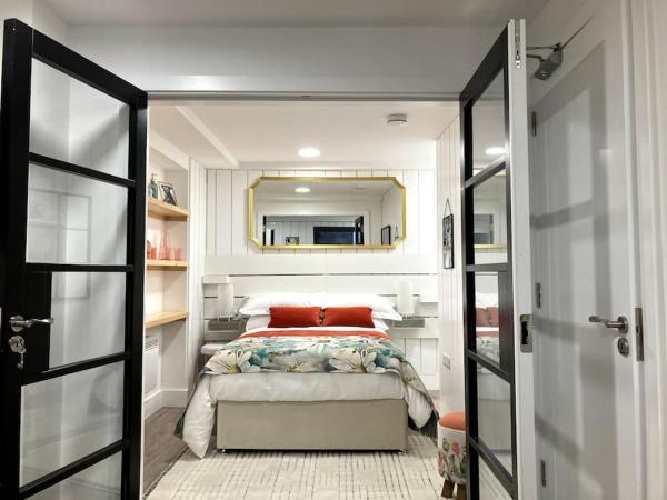 写真にはキローグリン市にあるLuxury Town Centre Apartmentが写っています。