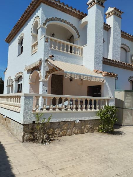 Miami Playa: Houses / Villas - 4 Rooms - 6 Persons - Miami Platja