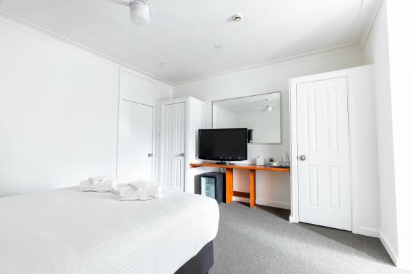 Nella foto è visibile l'oggetto Unanderra Hotel situato nella città di Figtree.