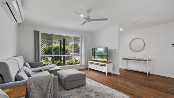 The photo shows the Perfectly Located Holiday Retreat located in the city of Old Bribie.