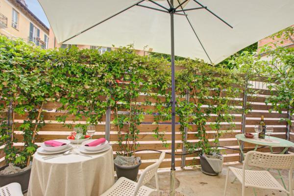 Apartment mit Terrasse — 50 m² - Beach & Relax - Private Parking and Veranda - Happy Rentals