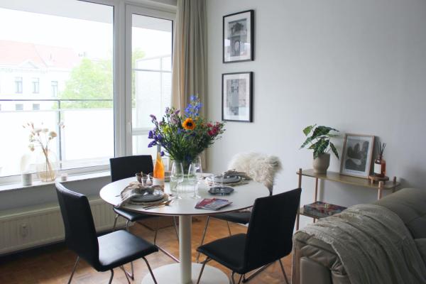 Sunny Apartment - Zuid Retreat 1BR Apartment near Scheldt River, Antwerp
