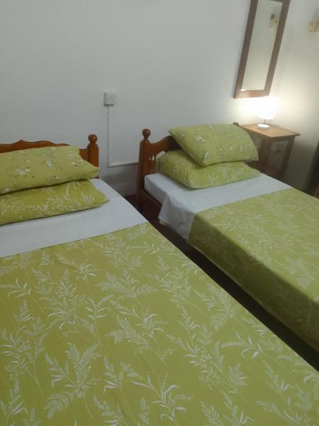 A la foto es mostra l'objecte New Hamsam Villa situat a la ciutat de Kallady.