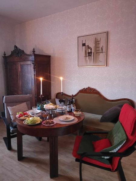 A la foto es mostra l'objecte Pikk tänav situat a la ciutat de Viljandi.