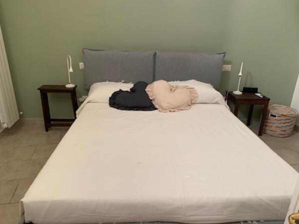 A la foto es mostra l'objecte Casa Matri situat a la ciutat de Lecce.