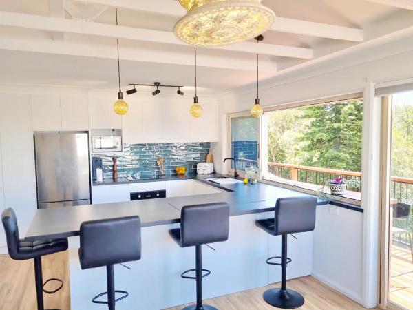 Foto 2: Treeview - A beautiful 3-Bed House in Kiama