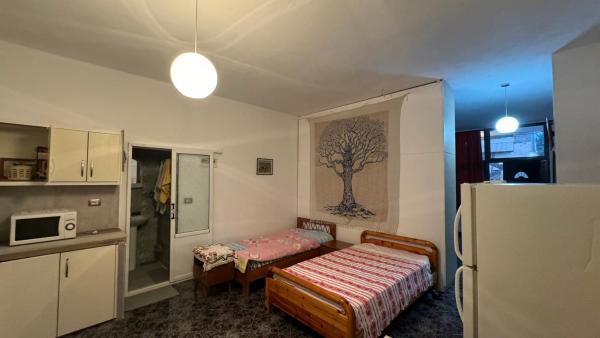 På billedet ses objektet Lida Guest House beliggende i byen Përmet.