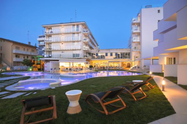 En la foto se muestra el objeto Marina Palace Hotel 4 stelle S ubicado en la ciudad de Caorle.