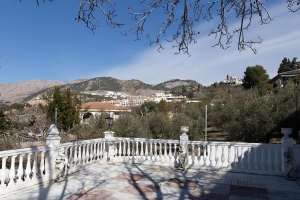 A la foto es mostra l'objecte Casa Rural en Parque Natural con Chimenea, Piscina y Barbacoa en Viznar situat a la ciutat de Víznar.
