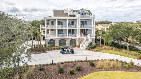 En la foto se muestra el objeto TennesSea House home by Peace Vacations ubicado en la ciudad de Georgetown.