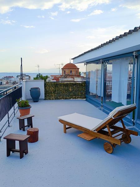 Domi's Rooftop Apartment, Thessaloniki