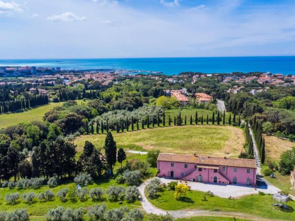 På billedet ses objektet Apartment Cotto by Interhome beliggende i byen Castiglioncello.