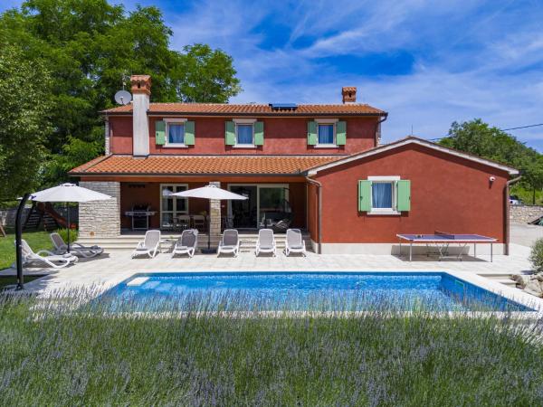 写真にはNedeščina市にあるHoliday Home Villa Wruss by Interhomeが写っています。