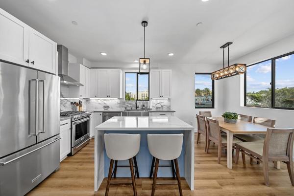 A la foto es mostra l'objecte Rooftop Home With Ocean View & Private Parking situat a la ciutat de Oceanside.
