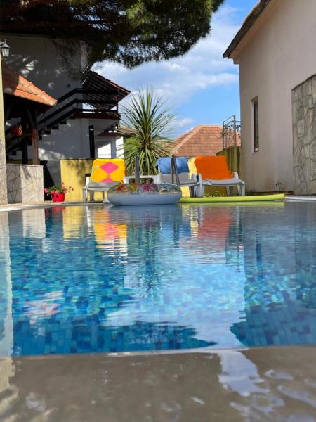 Apartments Villa-g Lustica - Montenegro