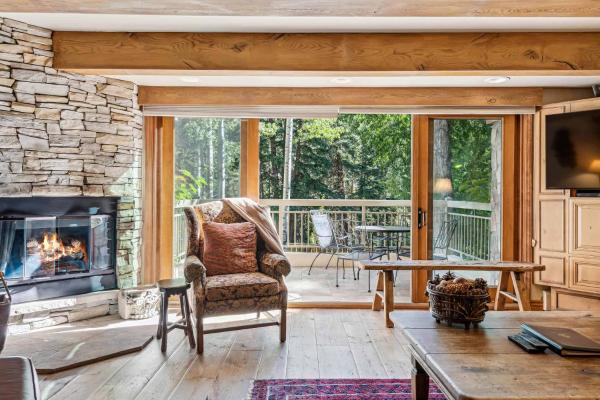 Στη φωτογραφία φαίνεται το αντικείμενο Lodge at Lionshead 102 που βρίσκεται στην πόλη Vail.