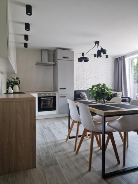 På bildet vises objektet Apartament w Choczewie som ligger i byen Zwartówko.