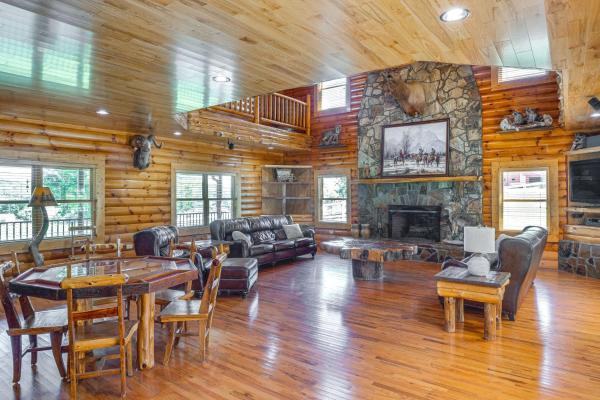 Fotografie 3: Rustic Retreat in Hickman on 160 Acres with Views!