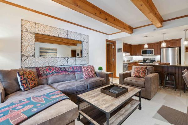 Photo 2 : Lodge at Lionshead 120B