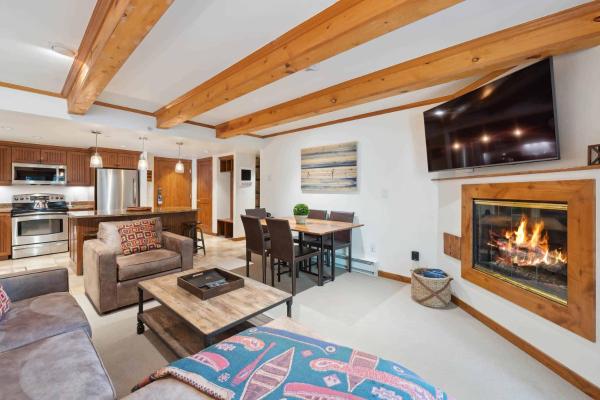 Photo 3 : Lodge at Lionshead 120B