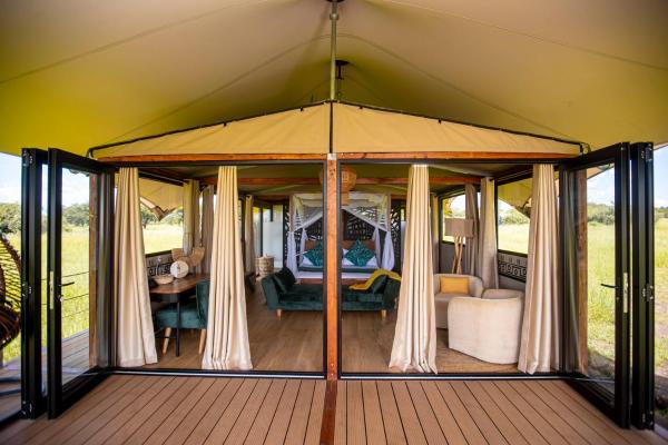 På billedet ses objektet Escarpment Serengeti Luxury Camp beliggende i byen Serengeti.