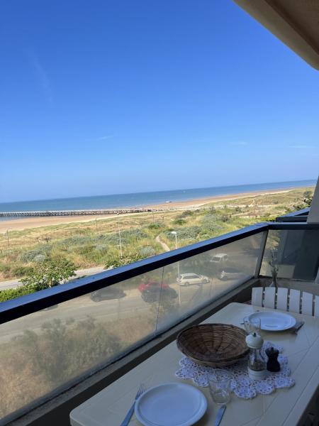 A la foto es mostra l'objecte Le Voilier bleu situat a la ciutat de Les Bains.