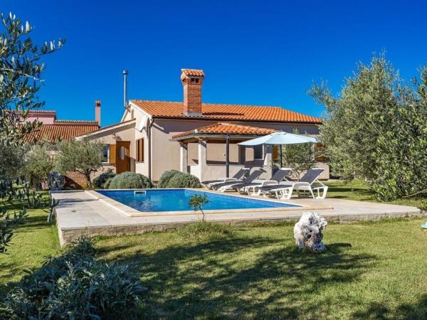 Na foto é possível ver o objeto Villa Alka Comfortable holiday residence localizado na cidade de Želiski.