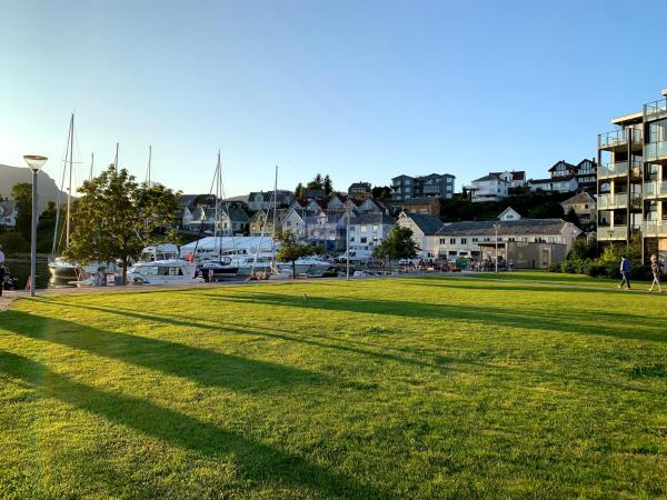 Small apartment in the harbour of Jørpelandの写真3