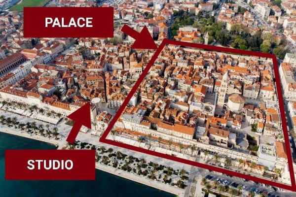 På billedet ses objektet Old Town Tower Split beliggende i byen Split.