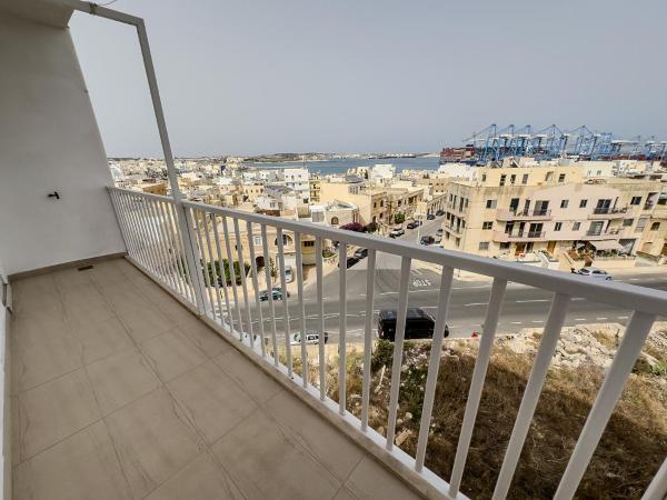 Foto 8: Penthouse in Birzebbuga - 3 Bedroom