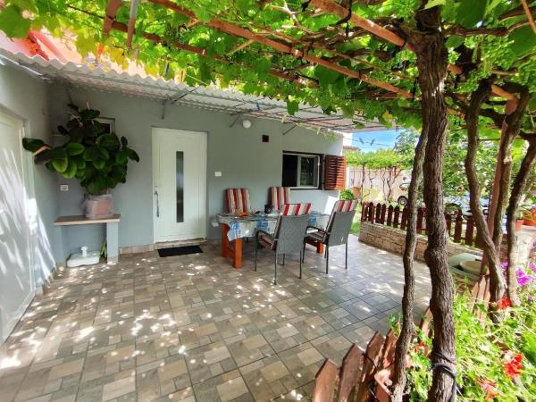 A la foto es mostra l'objecte Ferienhaus für 4 Personen ca 40 qm in Sijana, Istrien Istrische Riviera situat a la ciutat de Pula.