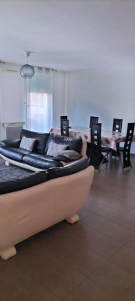 Spacieux Appartement 90m2,résidence récente proximité stade Vélodrome et plage, Marseille