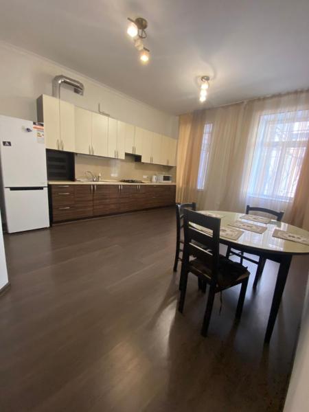 A la foto es mostra l'objecte Apartment Ekaterinenskaya 24 situat a la ciutat de Odessa.