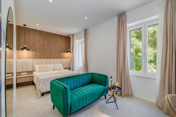 En la foto se muestra el objeto 48 Rooms Split ubicado en la ciudad de Split.