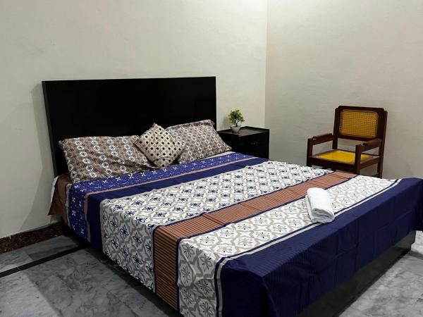 A la foto es mostra l'objecte House for Short Term Renting situat a la ciutat de Sargodha.