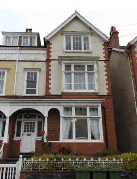 A la foto es mostra l'objecte Abergwaun Apt 2 situat a la ciutat de Aberystwyth.